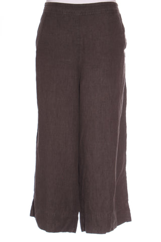 MAX - Army green linen crop pant! 14