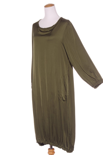 BRIARWOOD (NZ) Viscose satin midi dress + pockets! 14