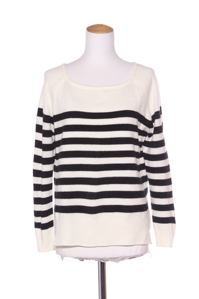 RUNAWAY HEART - Stripe sweater! 10-12