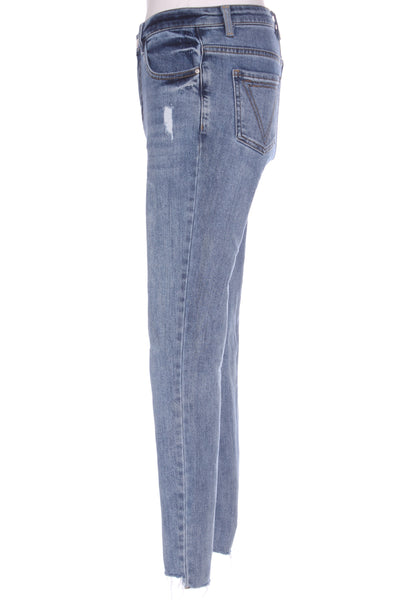 SHINE ON - Distressed raw hem jean! 10