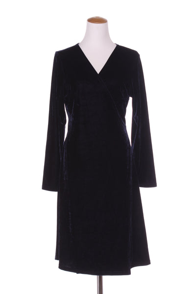 Navy plush velvet wrap dress! 12