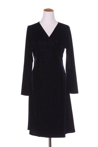 Navy plush velvet wrap dress! 12
