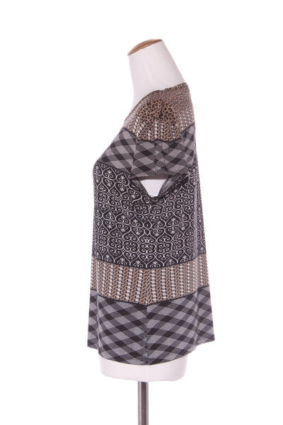 PAULA RYAN (NZ) Multi pattern top! 14