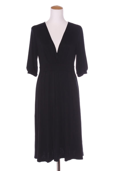 BANANA REPUBLIC - Soft rayon knit swing dress! 12