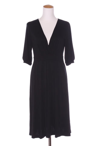 BANANA REPUBLIC - Soft rayon knit swing dress! 12