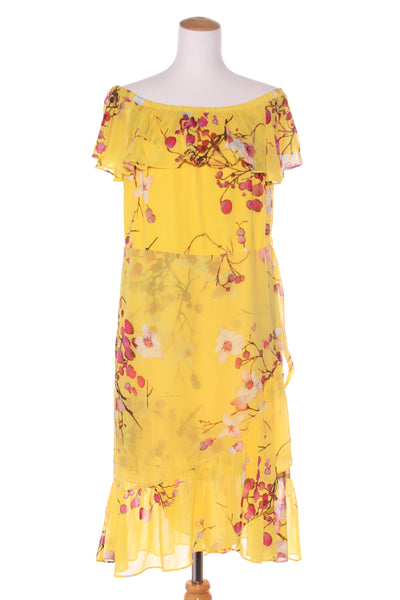 AUGUSTINE - Yellow blossom print off the shoulder dress! 16
