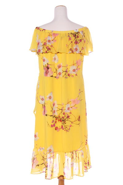 AUGUSTINE - Yellow blossom print off the shoulder dress! 16