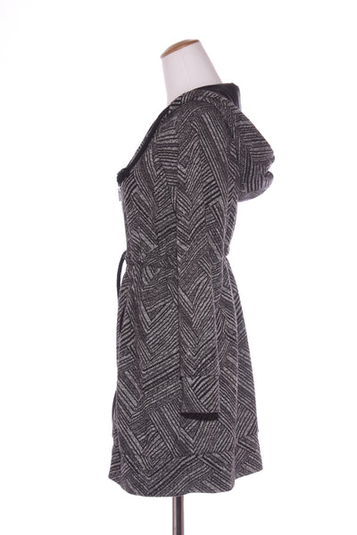 RITUAL (NZ) Monochrome hooded jacket! 16