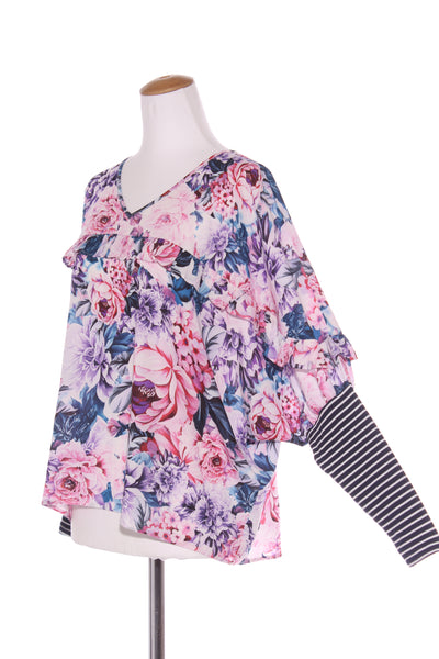 CHARLO - Floral + stripe sleeve top! 12