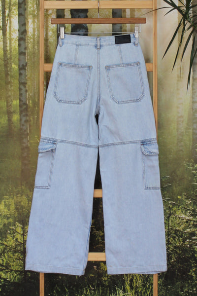 GLASSONS - High waist wide leg cargo jean! 6