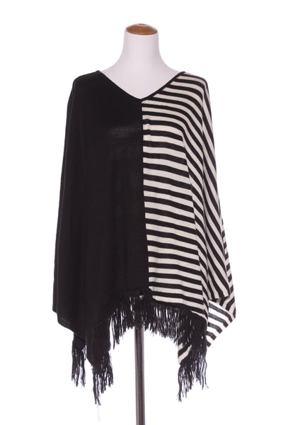 STELLA ROYAL - Wool blend poncho! 6-18