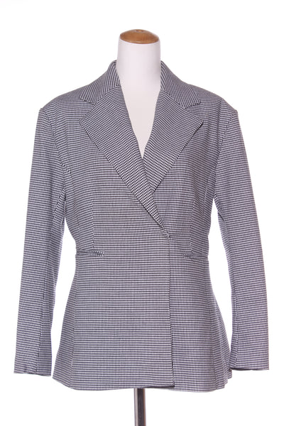 H&M - Houndstooth tailored fit and flare blazer! 14