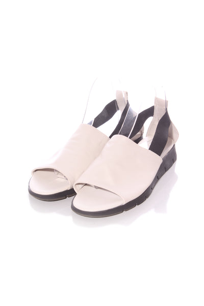 EFFEGIE "Aeris" bone leather sandal! 41