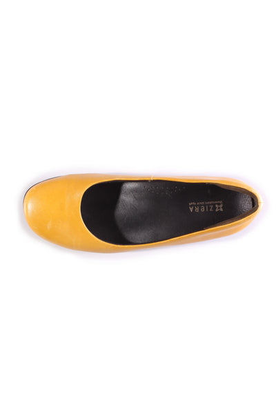 ZIERA - Mustard leather flats! 38.5