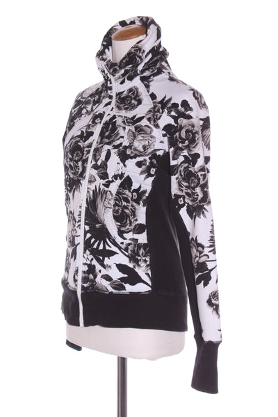 LULULEMON "Calm & cozy" Brisk bloom jacket! 8-10
