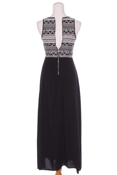 DOTTI - Aztec panel maxi dress! 6
