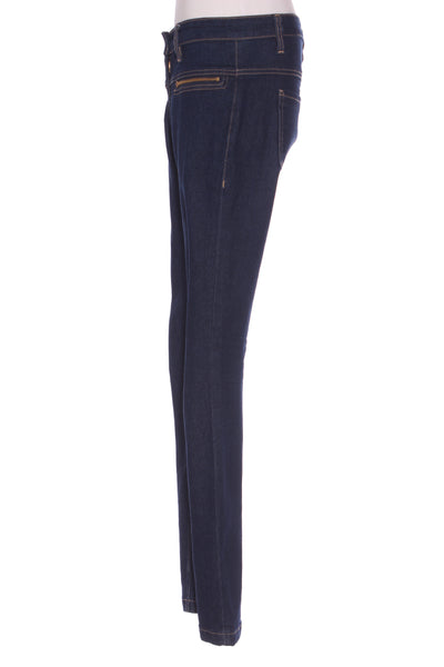I AM By Andrea Moore (LN) Skinny jean! 10