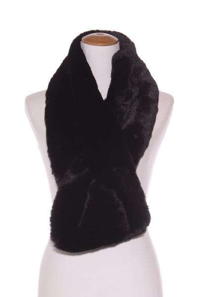 Silky faux fur scarf!