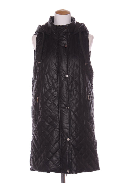 CARRÉ NOIR - Quilted faux leather hooded longline vest! 12