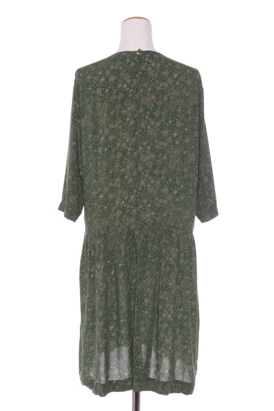 JULIETTE HOGAN (NZ) Pink floral green dress! 10-12