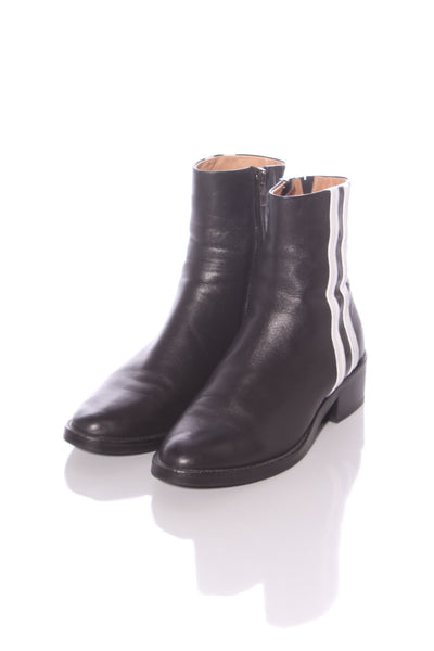 BELLE SCARPE - Leather stripe detail ankle boot! 40