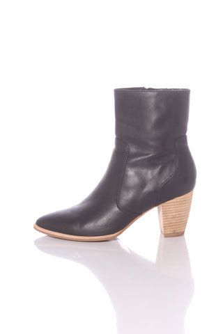 MINX "Seattle slew" leather ankle boots! 40