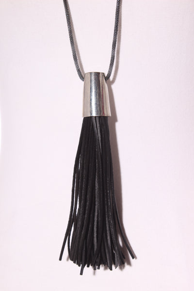 Leather tassel necklace!