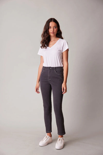 LANIA "Vienna" straight leg jean - Charcoal! 16