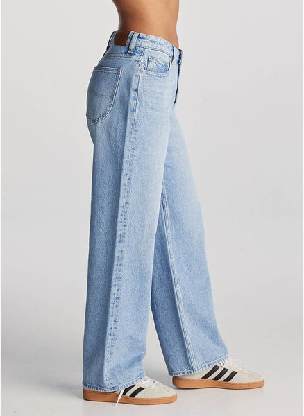 LEE (LN) "90'S mid rise baggy" jean! 12