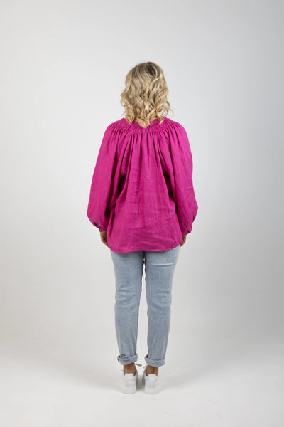 EB & IVE (BN) "Nashville" linen magenta blouse! 18
