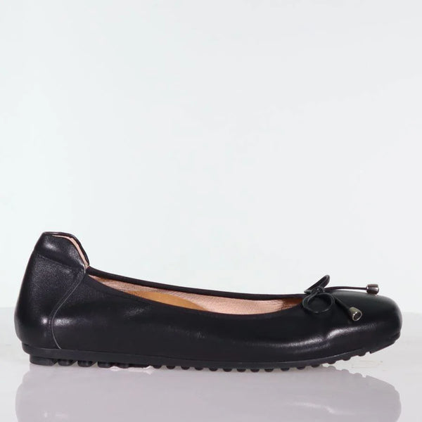 MINX (LN) "Meody" leather ballet flats! 40