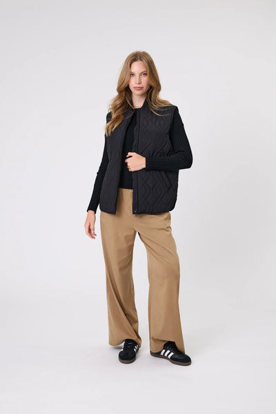 MARLOW (LN) Colorado quilted vest! 16