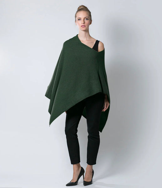 ANNA KRISTINE (LN) Cashmere knit poncho! 8-16