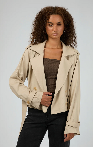 ALL ABOUT EVE - Toledo linen blend crop trench! 12
