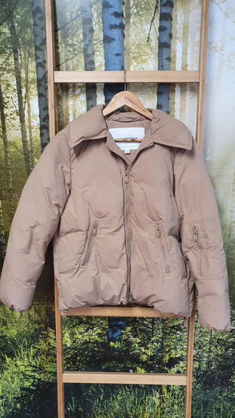 COUNTRY ROAD - Recycled nylon large collar puffer! 8-10