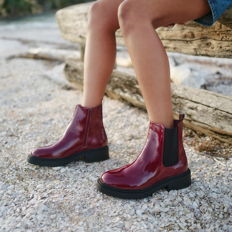 LIFE & SOLE (LN) "Finn" ankle boots - Cherry! 7-8