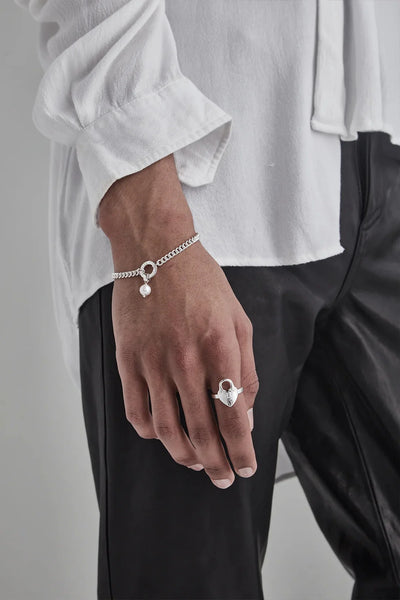 STOLEN GIRLFRIENDS CLUB (LN) S/S fractured heart ring!
