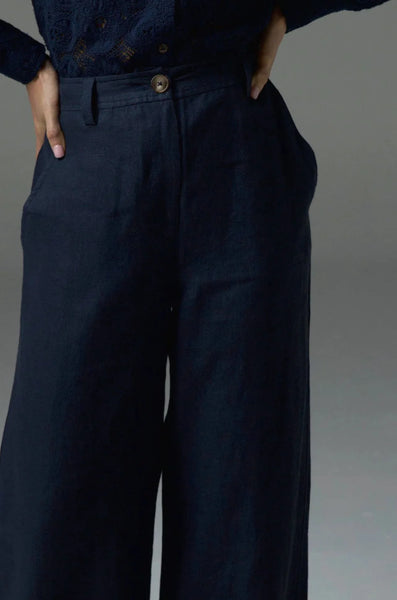 ZOE KRATZMANN (LN) Navy wide leg linen pant! 12