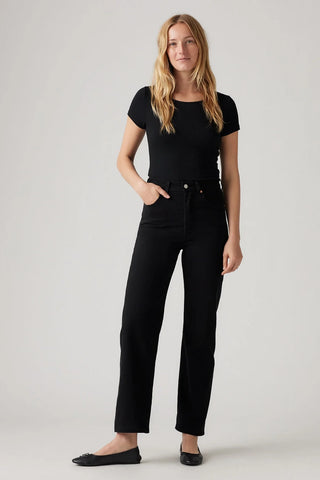 LEVI'S "Ribcage" straight ankle black jean! 34
