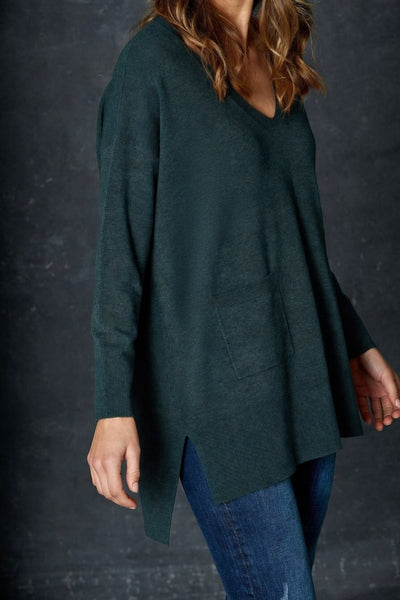 EB & IVE - V neck Mellow soft knit - Dark teal! 12-14