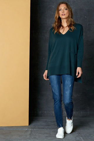 EB & IVE - V neck Mellow soft knit - Dark teal! 12-14
