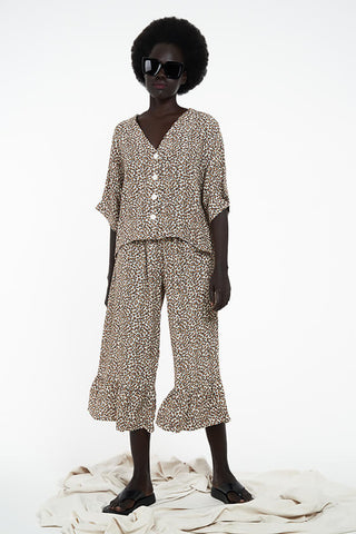 NEON COLLECTIVE - Leopard print button crop shirt! 8-16