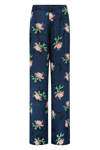 POM Amsterdam - Expressive flower trousers! 14