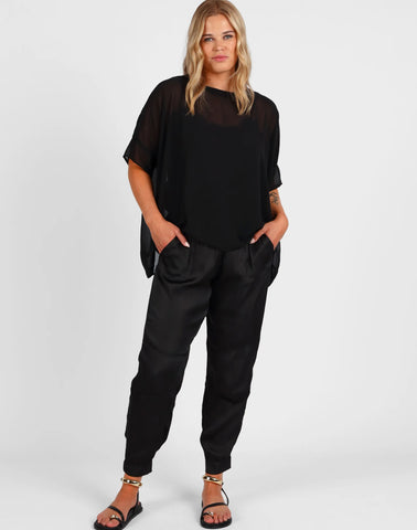 STORM - Relaxed sheer s/s viscose top! 14-16