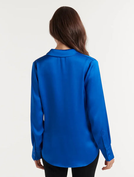 FOREVER NEW - Eva satin shirt - Red! 16